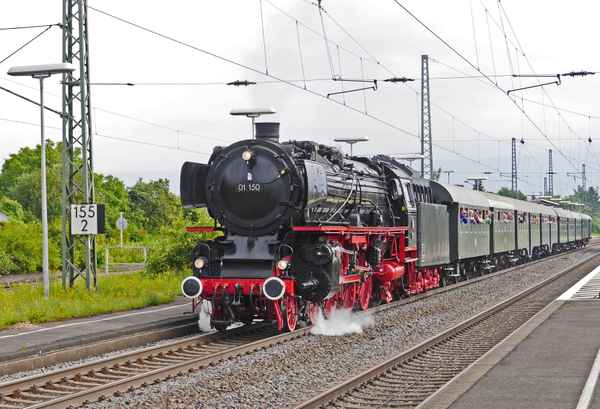 Die 01 150 - eine Legende fährt wieder