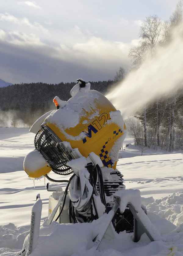 Schneekanone in Aktion