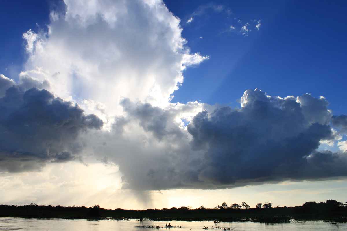 Wolkenspiele am Orinoco