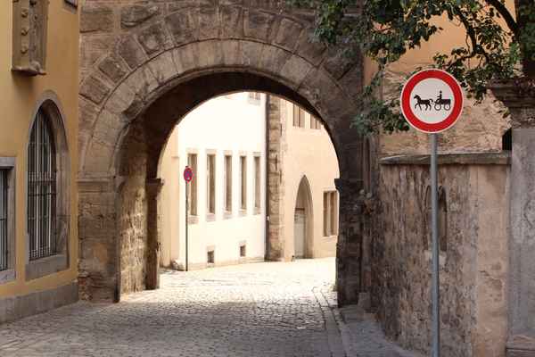 ein seltenes verkehrsschild