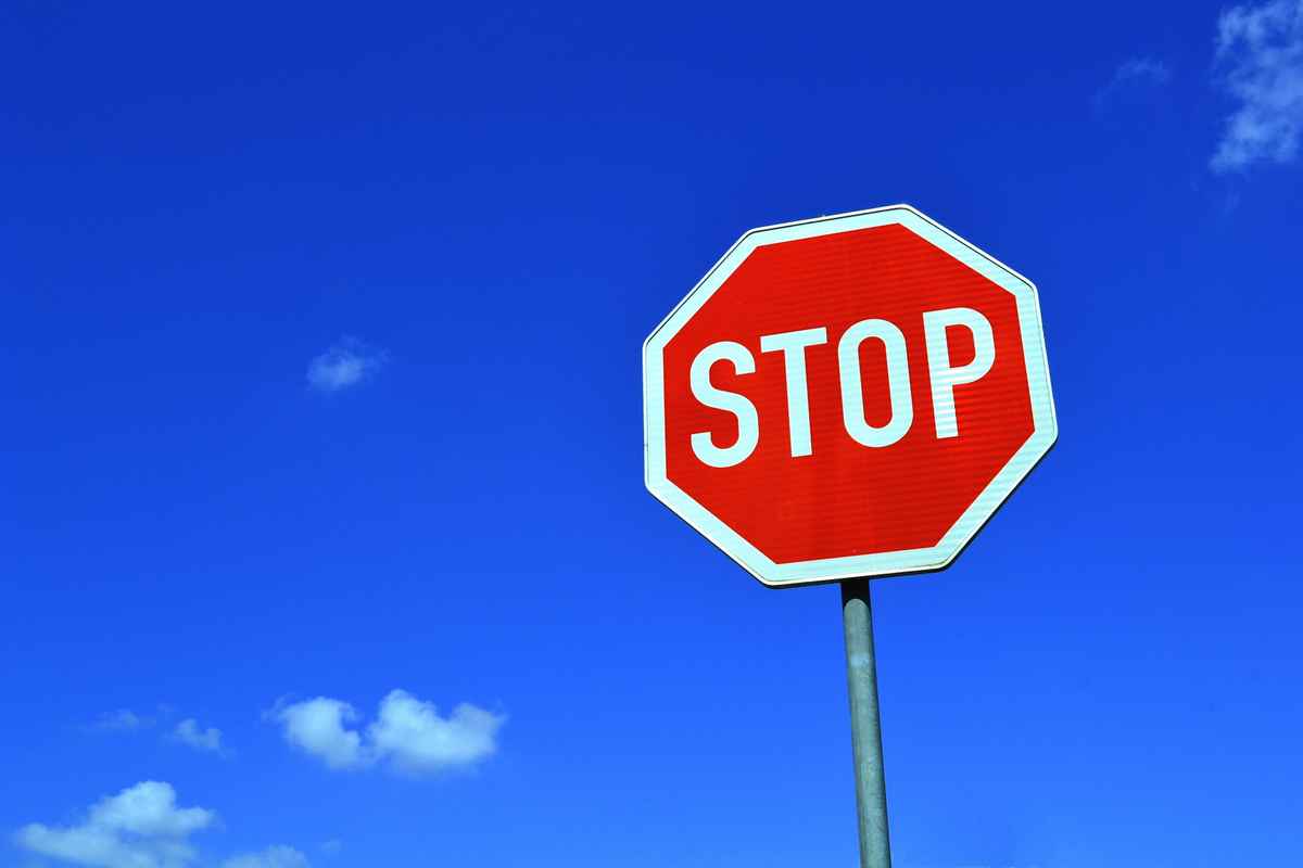 STOP