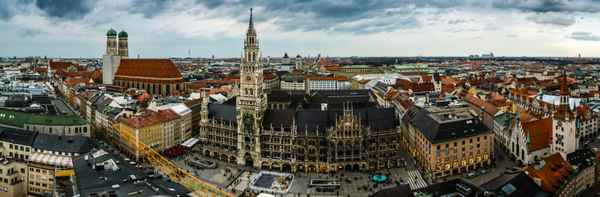 Marienplatz München vom Alten Peter aus (Panorama)