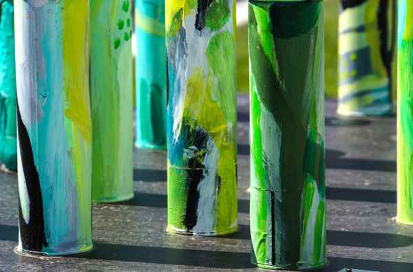 Kunst - grüner Ersatzwald