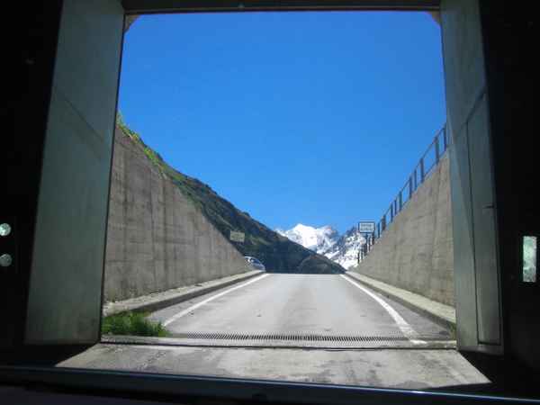 Zufahrt zum Lac de Moiry - Stausee