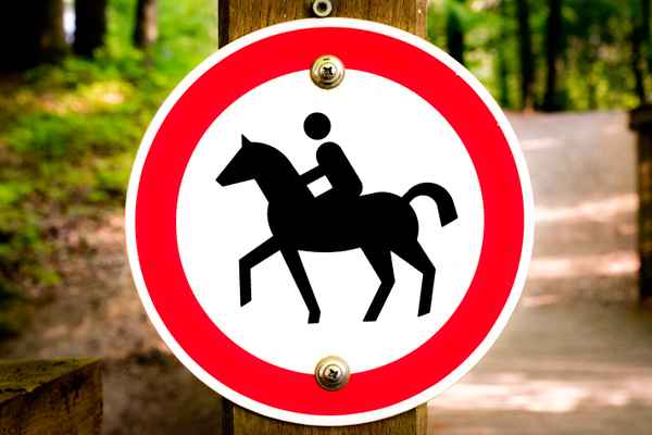 Reiten verboten - im Wald