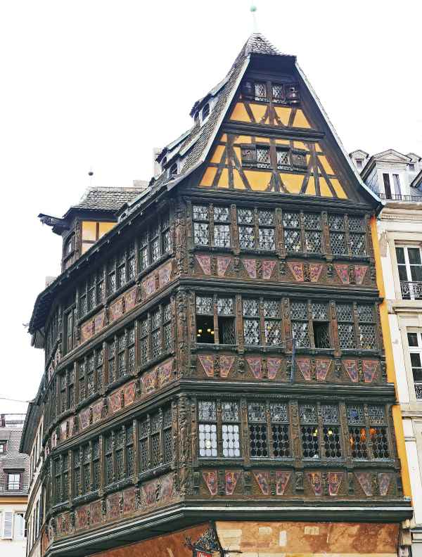 Mitten in Straßburg . . . . ,