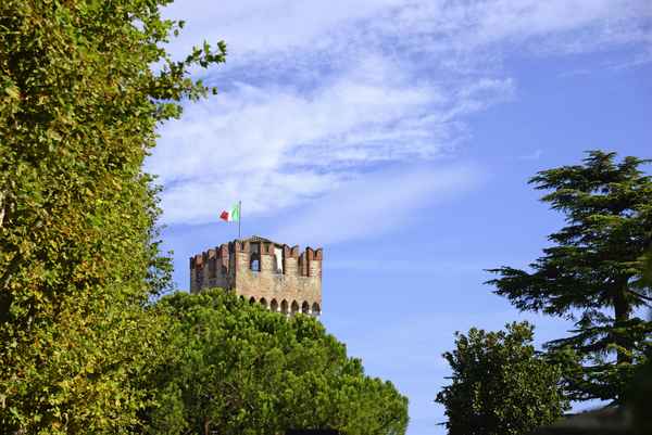 Gardasee, Castello di Sirmione