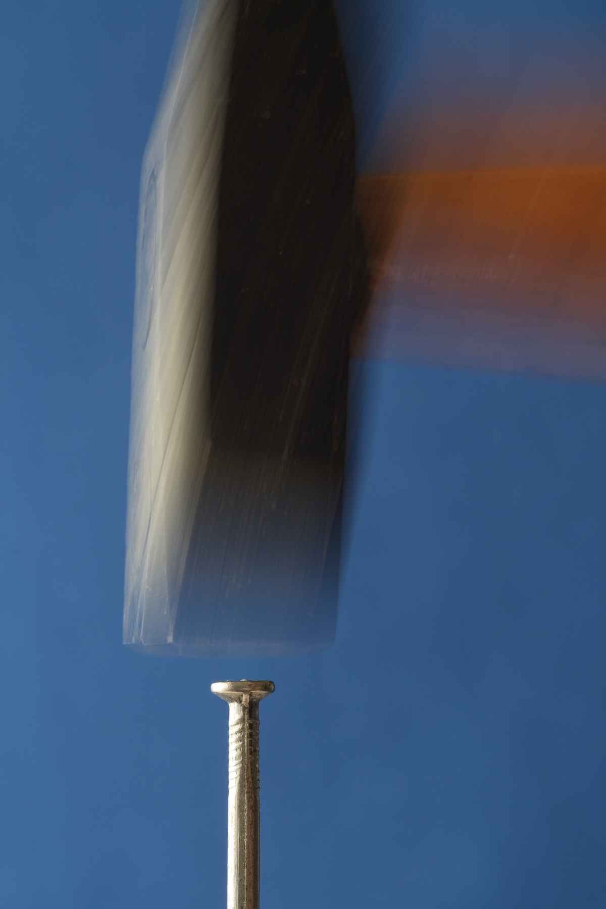 Hammer und Nagel