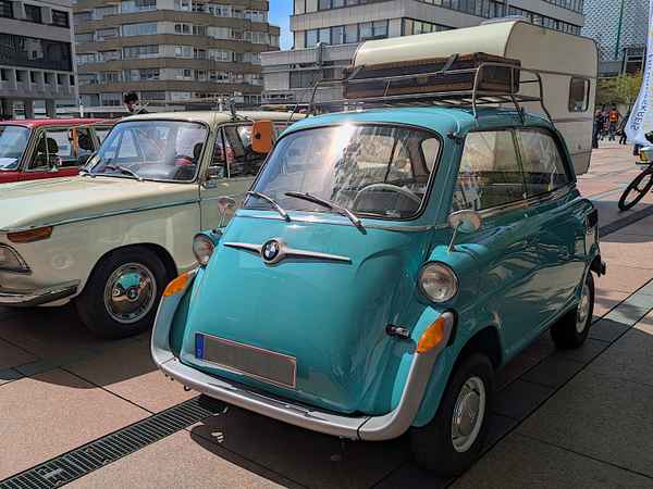 BMW 600
