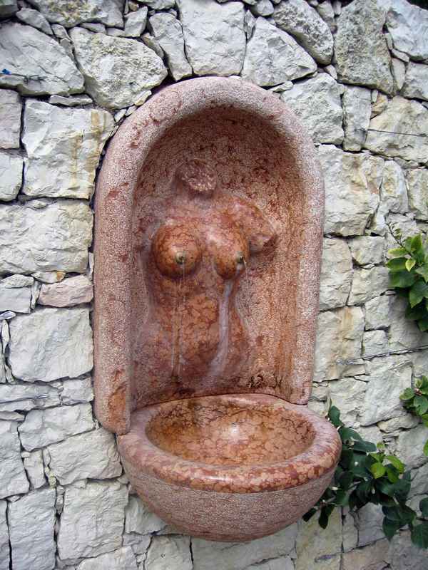 Brunnen