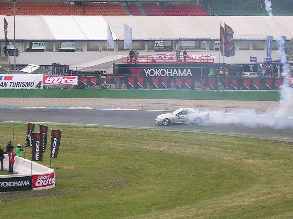 MKB Mercedes CL Drift