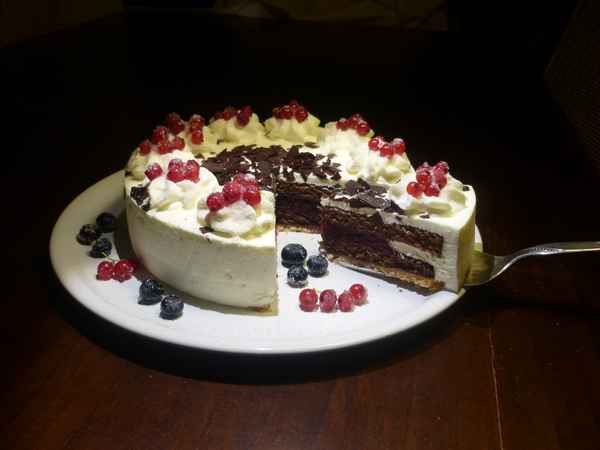 Schwarzwälder-Kirsch-Torte