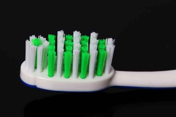 Zahnbürste III