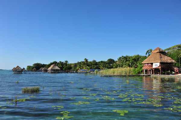 Lagune der 7 Farben in Bacalar (Mexiko)