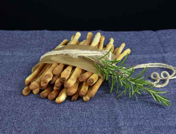 Grissini mit Rosmarin