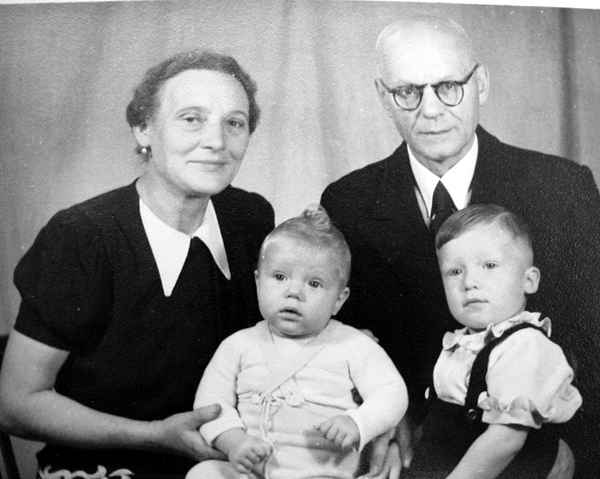 Großeltern und Enkelkinder