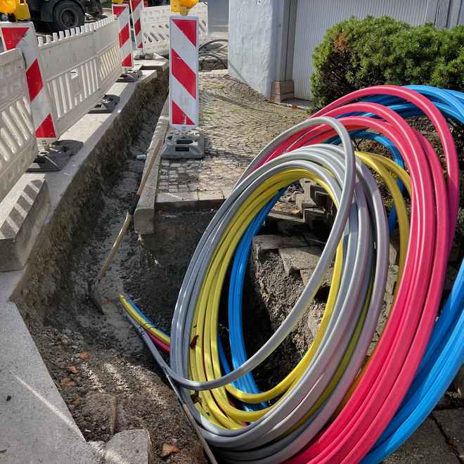 Kabelarbeiten im Wohngebiet