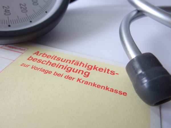 Arzt-Arbeitsunfähigkeitsbescheinigung1