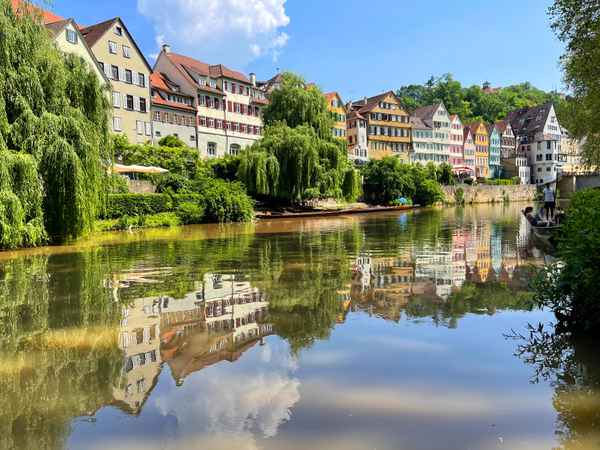Tübingen mit Neckaransicht