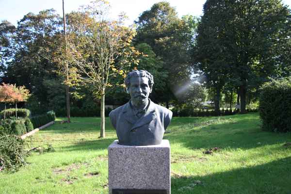 Jakob Bockenheimer Büste in Frankfurt-Harheim