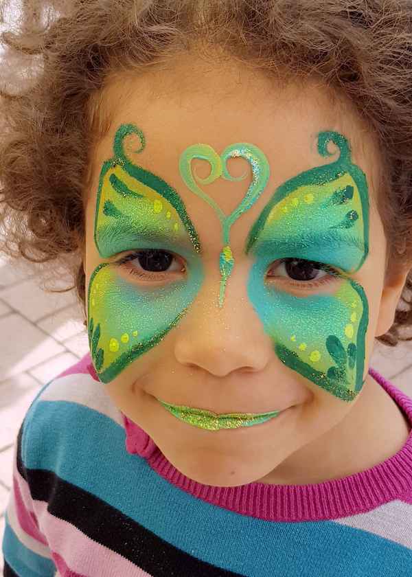 Kinderschminken Schmetterling (fertig)