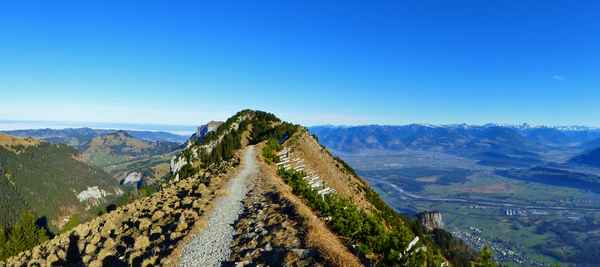 Bergweg auf dem Stauberengrat