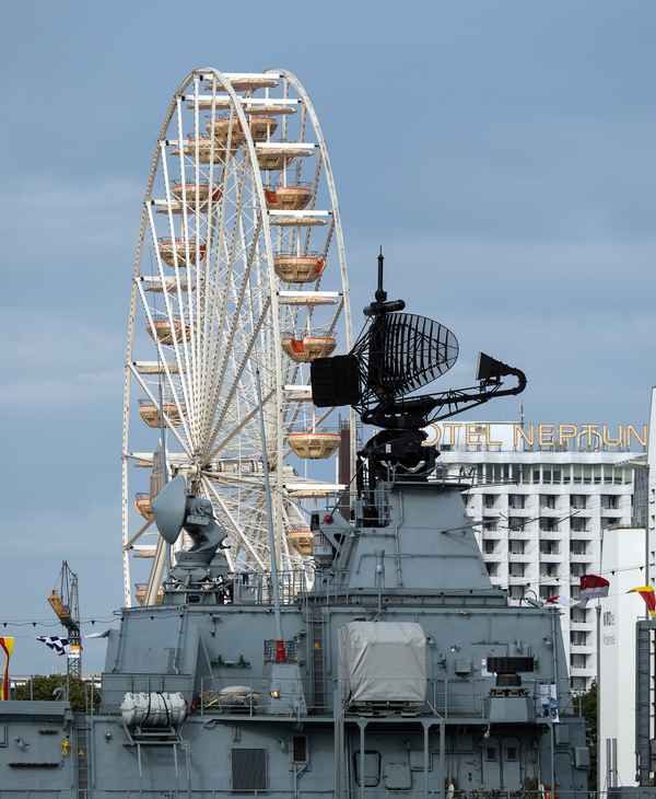 Marine auf Besuch . . . . .