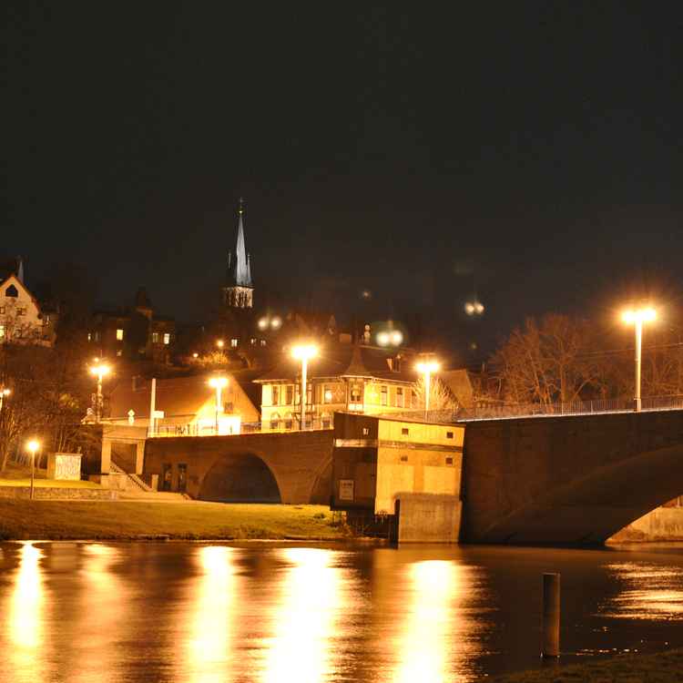 Halle Kröllwitz am Abend