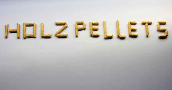 Holzpellets Schriftzug