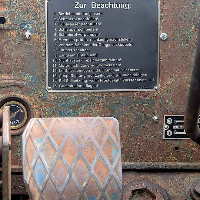 Zur Beachtung