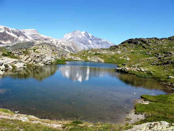 Lac de Bellecombe  (2414m)