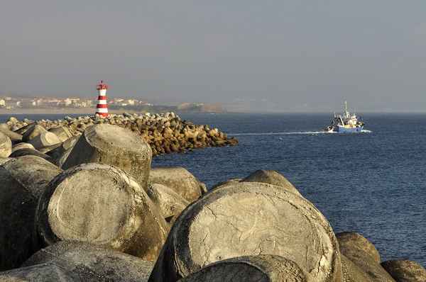Fischer auf dem Weg zur Arbeit