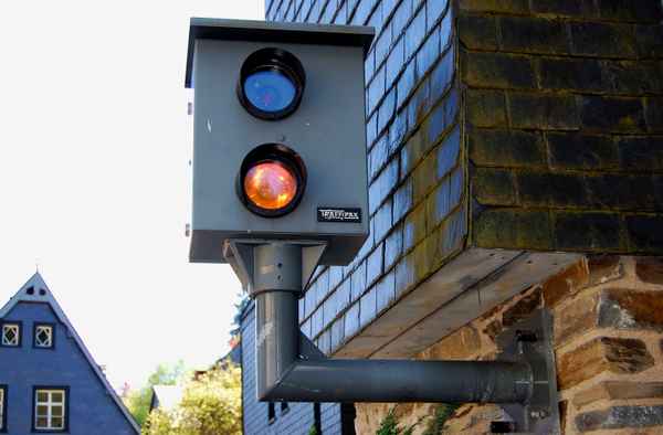 Moderne Wegelagerei oder Erhöhung der Verkehrssicherheit