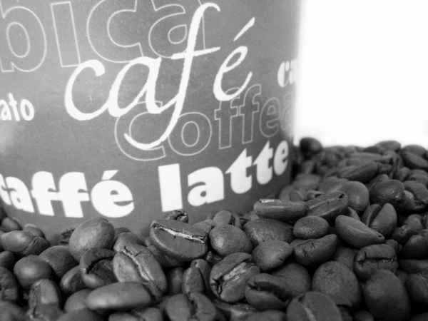 Kaffee schwarz/weiß