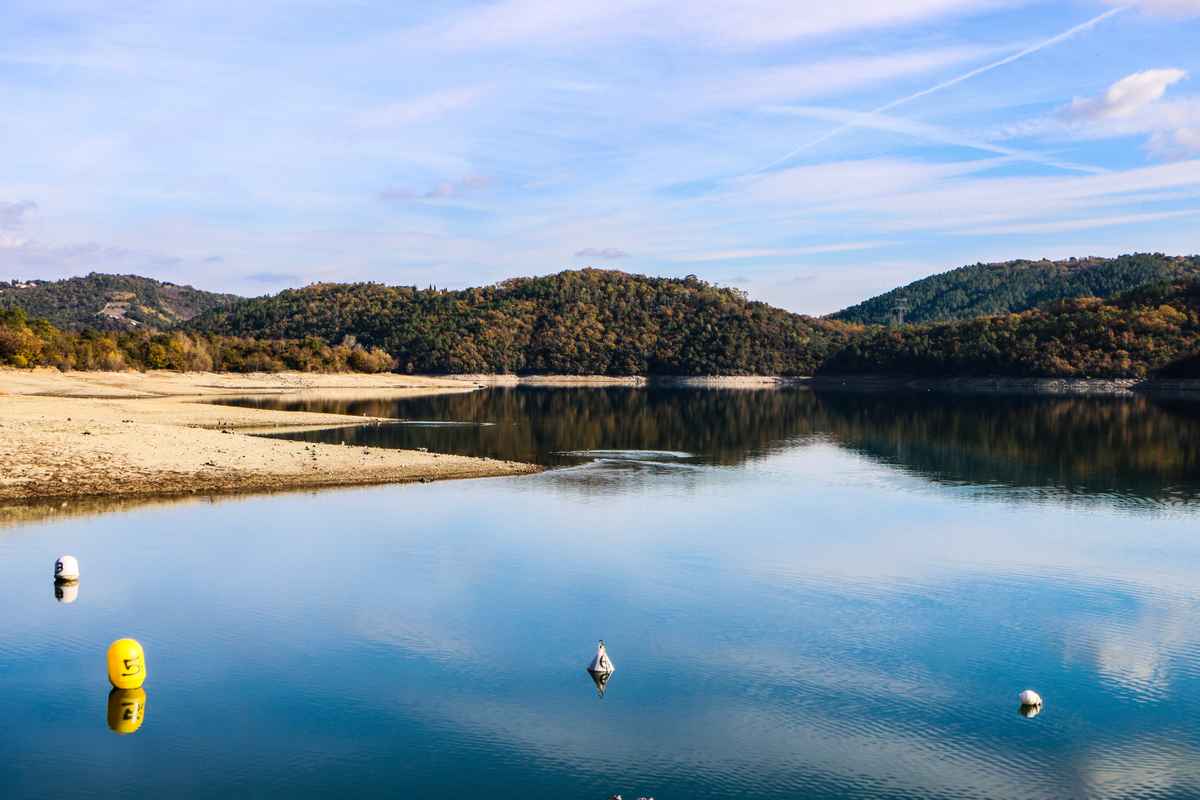 Herbstlicher See