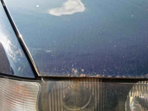 Kantenrost Motorhaube, Steinschlag