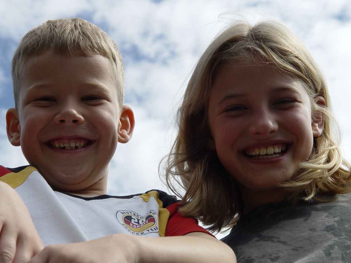 Glückliche Kinder