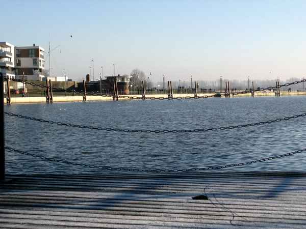 Der neue Hafen ohne Schiffe