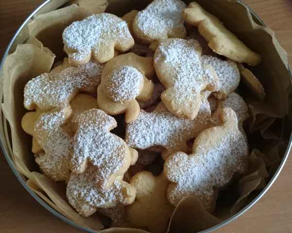 Plätzchen in der Dose