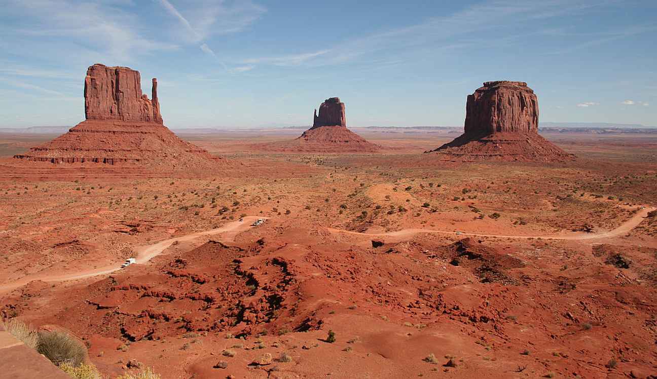  Monument Valley