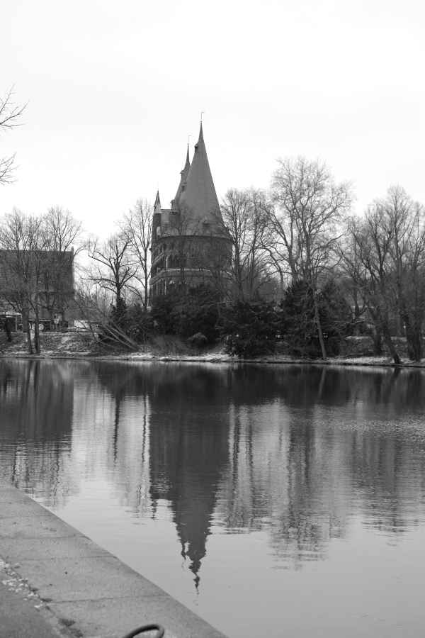 Holstentor Lübeck sw