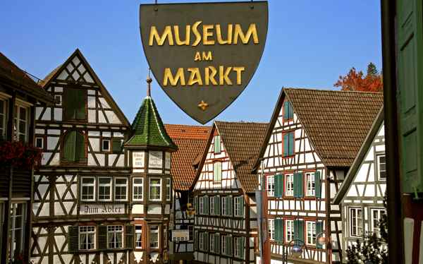 Fachwerkhaus-Ensemble am Schiltacher Markt