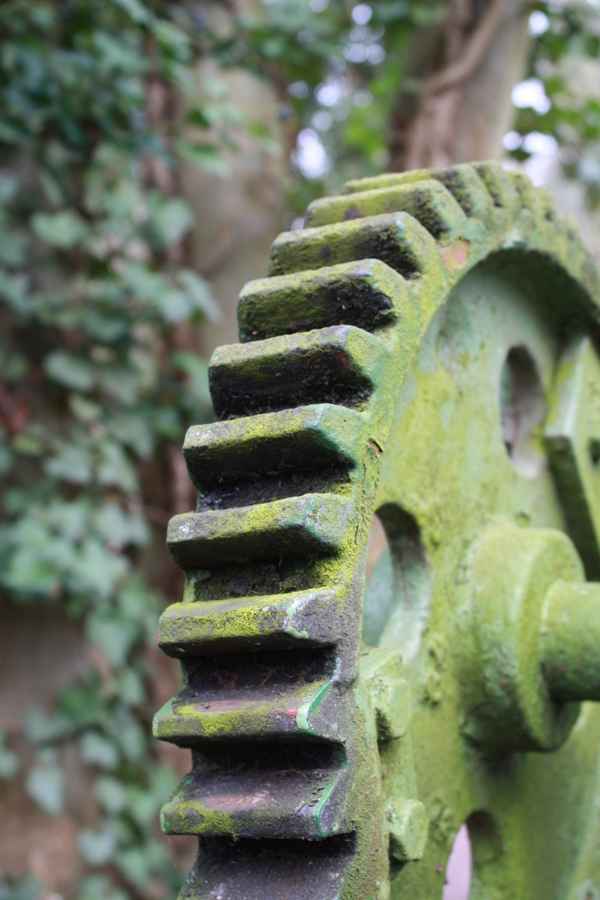 altes Maschinenrad