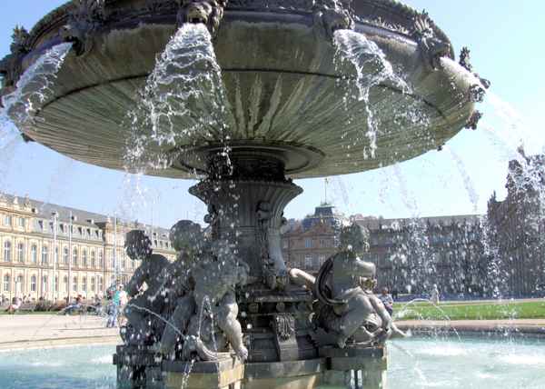 Brunnen im Schlossgarten