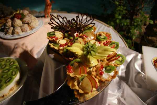 Buffet am Pool 6