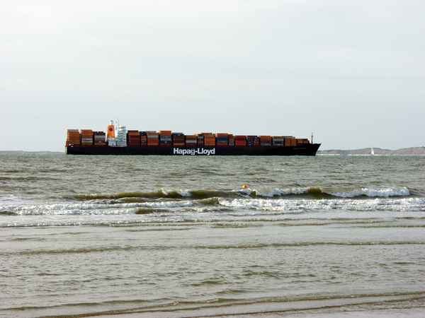 Containerschiff