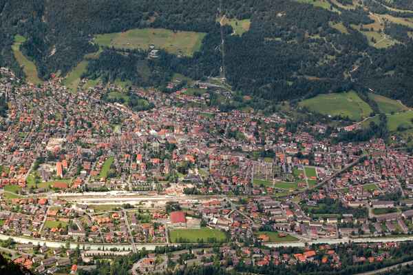 Mittenwald - Karwendelgebirge - Hoch über den Dächern von Mittenwald