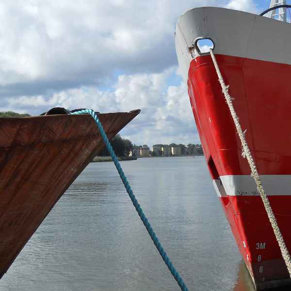 Im Hafen vor Anker