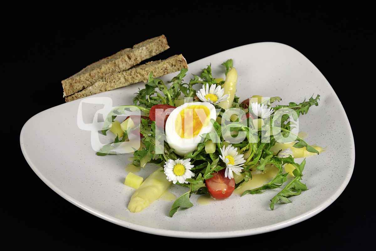 Frühlingssalat