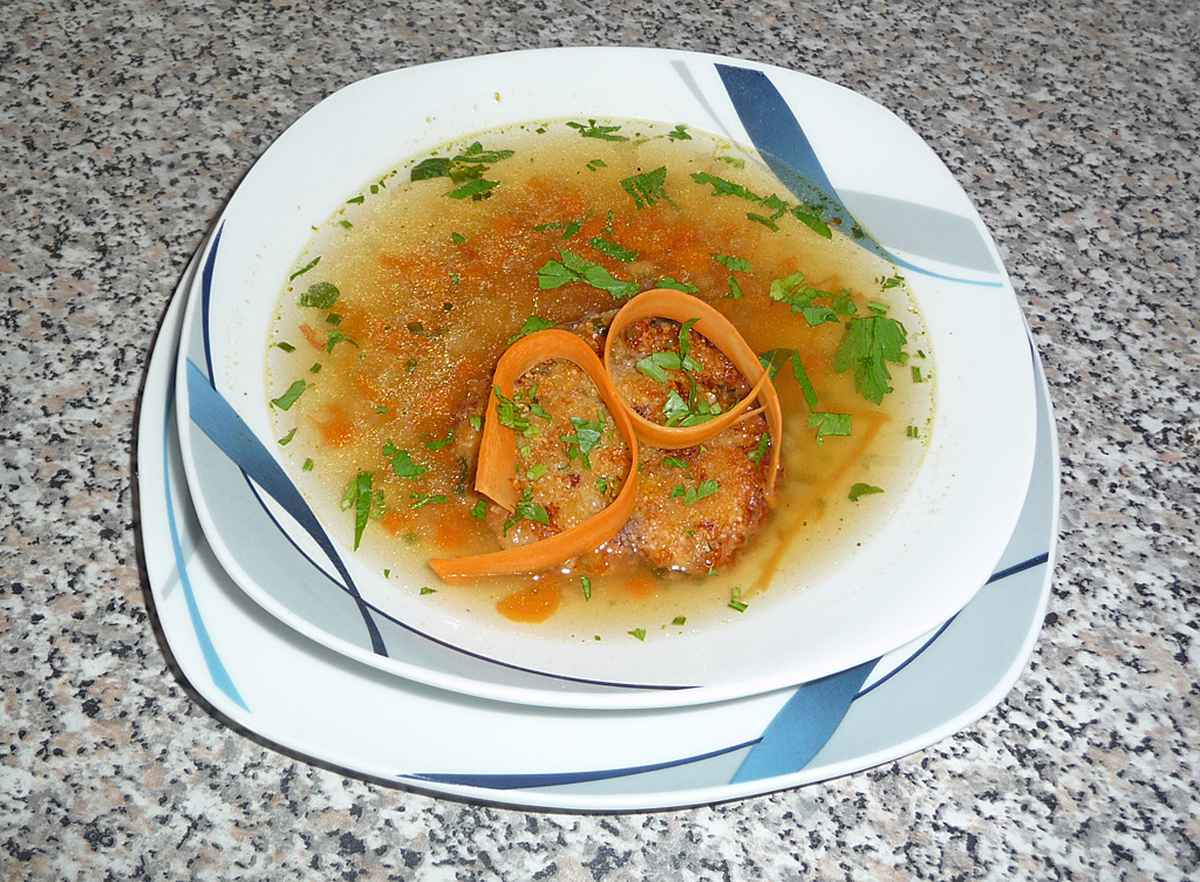 Kaspressknödelsuppe